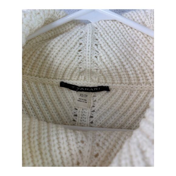 T. Tahari Cowl Neck Sweater – White – Size XS - Picture 5 of 6